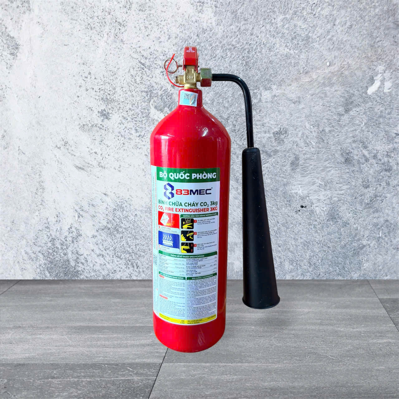 Bình chữa cháy 83MEC khí CO2 3kg – MT3 (1) Bình chữa cháy 83MEC khí CO2 3kg – MT3 (Tem kiểm định)